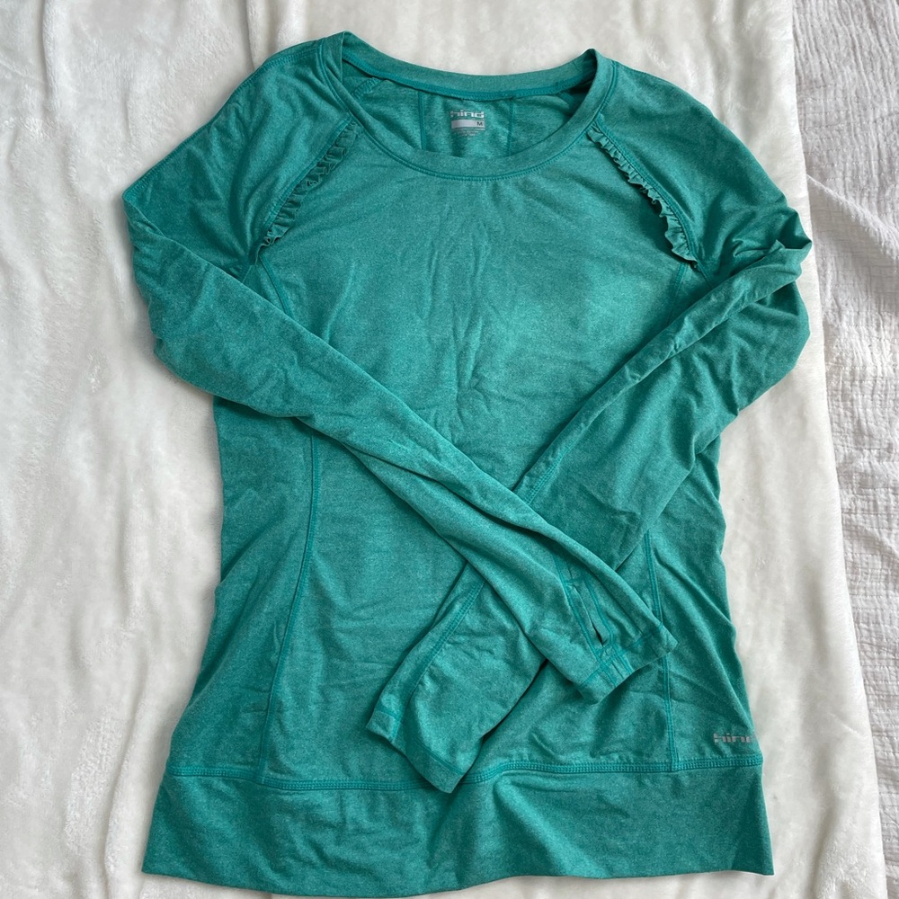 Hind long sleeve activewear top in teal blue size medium